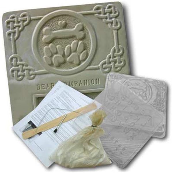 Garden Molds XPL-DOG1212 Dog Memorial Plaque Kit- Pack of 2 XPL-DOG1212 - main